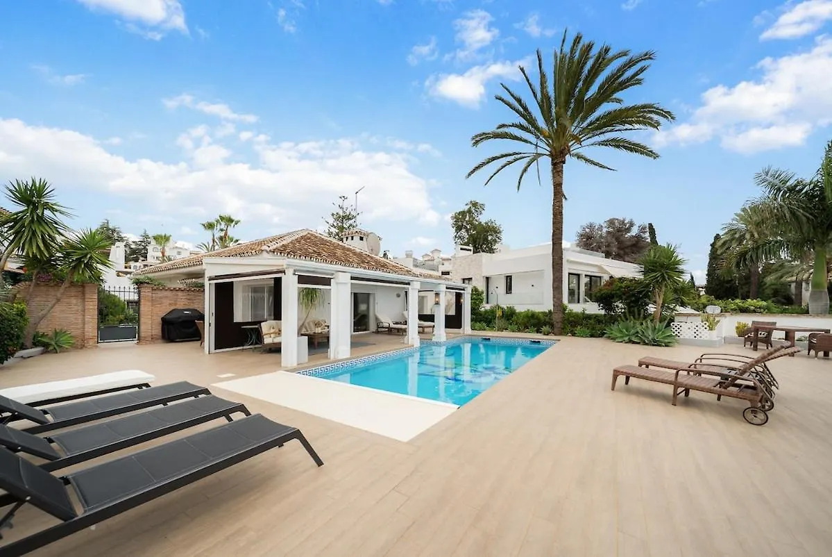3Br Villa In New Andalucia Marbella 0*,  Španělsko